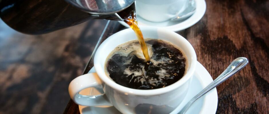 مضرات قهوه | عوارض خوردن قهوه هر روز